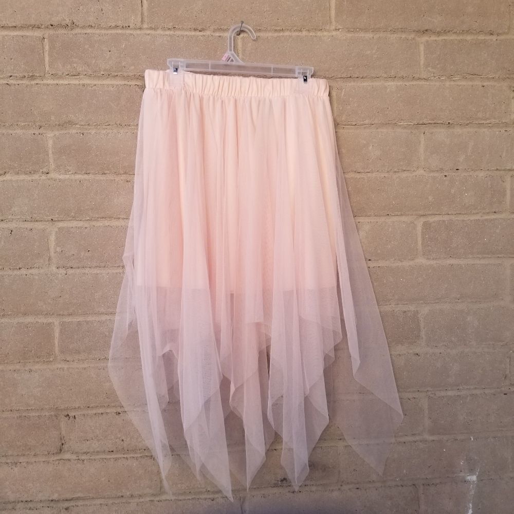 LGT PEACH Elastic Waistband Netting Skirt. Sz L